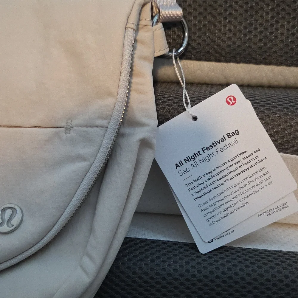 Lululemon All Night Festival Bag 5L - Picture 2 of 4